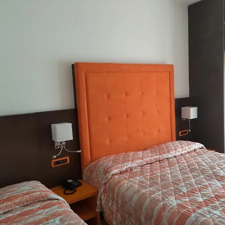 מלון Casa *