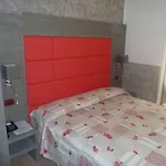 Casa Hotel *