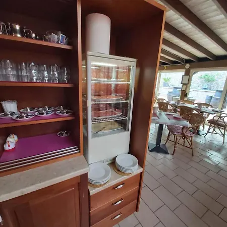 Отель Casa *
