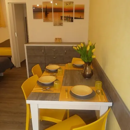 Casa برنزوني سول جاردا