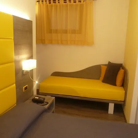 Casa *