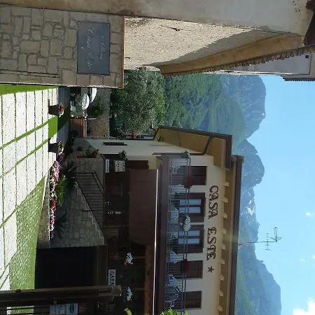 Casa برنزوني سول جاردا